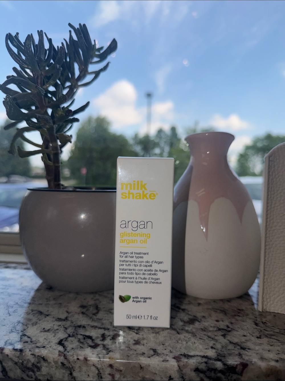 Argan Glistening Argan Oil — White